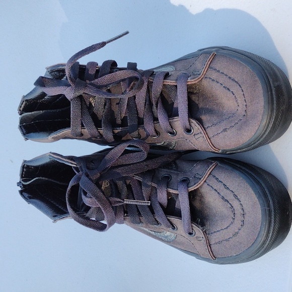 Vans Off The Wall Gray Skateboard Shoe.  Size 2.5 - Picture 1 of 7